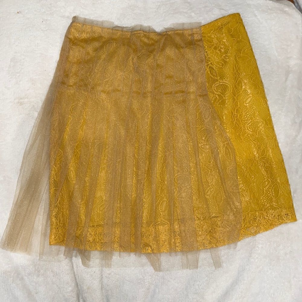 Rodarte size 11 womens skirt mustard yellow lace